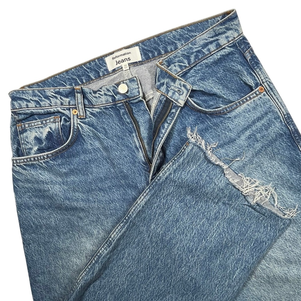 Reformation Val 90s Mid Rise Straight Jeans‎ Women 30 (Fits 34x31) Blue Raw Hem